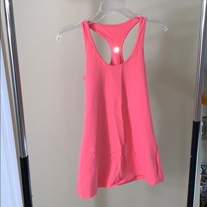 Lululemon workout top